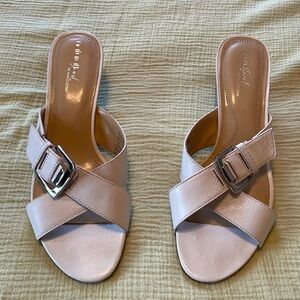 Natural Soul by naturalizer Paola-White leather 2” wedges